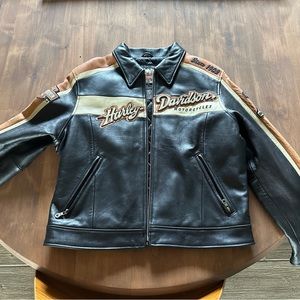 Women’s Vintage look Harley Davidson leather jacket.  Rare style and barely worn